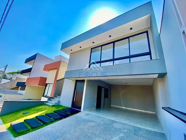 Casa com 250m² 3 quartos e 3 banheiros, à venda, no bairro Parque Cecap em Jundiaí