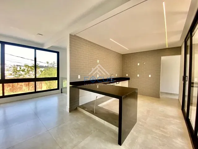 Casa com 250m² 3 quartos e 3 banheiros, à venda, no bairro Parque Cecap em Jundiaí