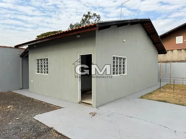 Casa com 240m² 2 quartos e 2 banheiros, à venda, no bairro Jardim Santa Cecília em Bonfim Paulista
