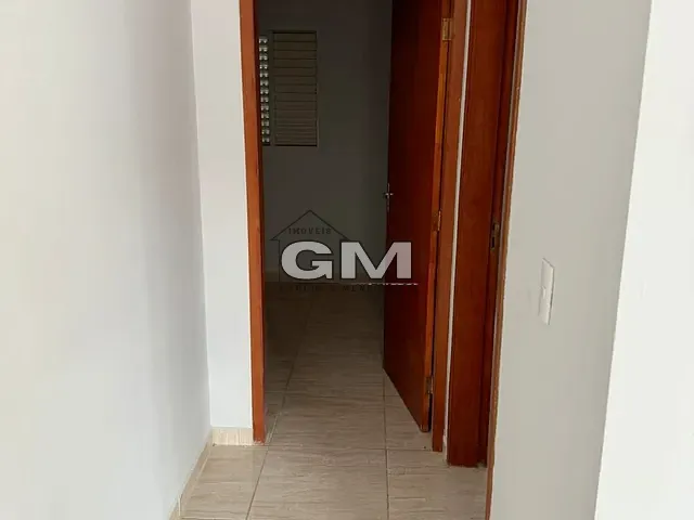 Casa com 240m² 2 quartos e 2 banheiros, à venda, no bairro Jardim Santa Cecília em Bonfim Paulista