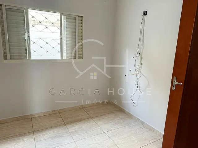 Casa com 240m² 2 quartos e 2 banheiros, à venda, no bairro Jardim Santa Cecília em Bonfim Paulista