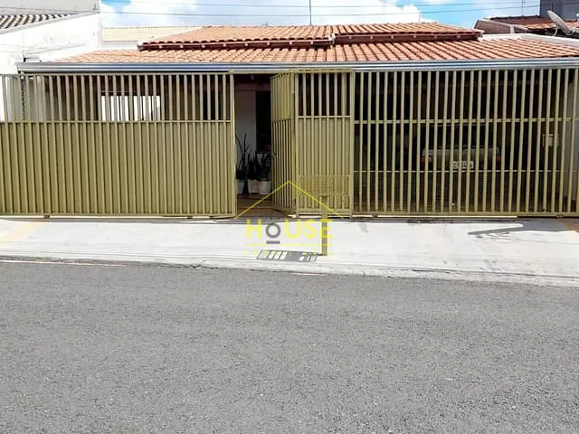 Casa 3 quartos e 2 banheiros, à venda, no bairro Estela Parque Residencial em Votuporanga