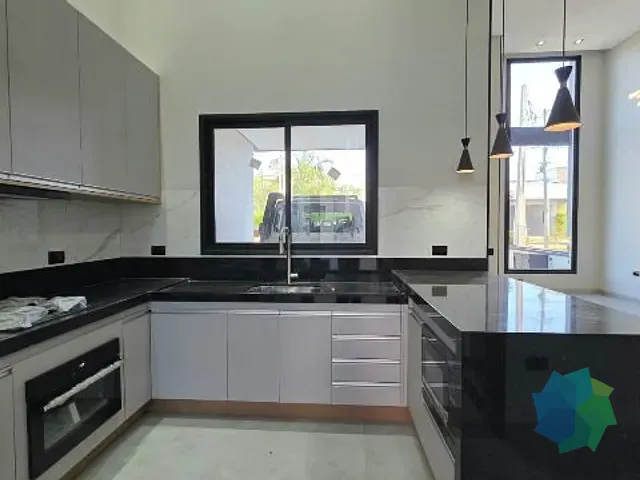 Casa com 175m² 2 quartos e 3 banheiros, à venda, no bairro Itapecerica em Salto