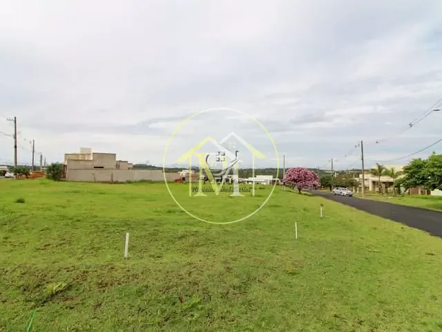 Casa com 1000m² 4 quartos e 8 banheiros, à venda, no bairro Jardim Novo Mundo em Sorocaba