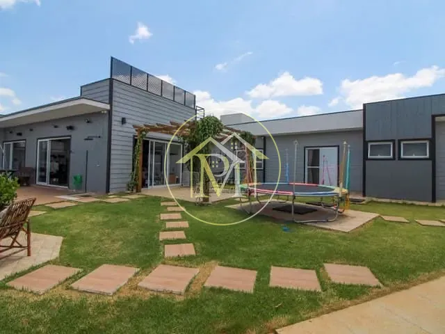 Casa com 1000m² 4 quartos e 8 banheiros, à venda, no bairro Jardim Novo Mundo em Sorocaba