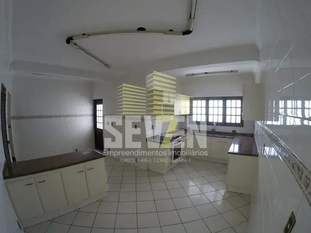 Casa com 363m² 3 quartos e 2 banheiros, à venda, no bairro Vila Maracy em Bauru