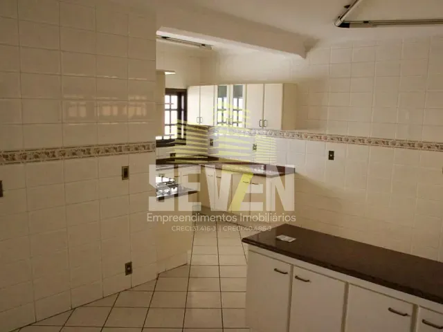 Casa com 363m² 3 quartos e 2 banheiros, à venda, no bairro Vila Maracy em Bauru