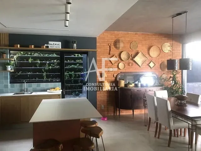 Casa com 305m², para alugar, no bairro Quiririm em Taubaté