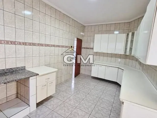 Casa com 300m² 4 quartos e 4 banheiros, à venda, no bairro Parque Industrial Lagoinha em Ribeirão Preto