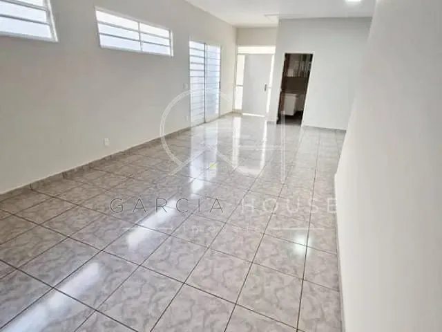 Casa com 300m² 4 quartos e 4 banheiros, à venda, no bairro Parque Industrial Lagoinha em Ribeirão Preto
