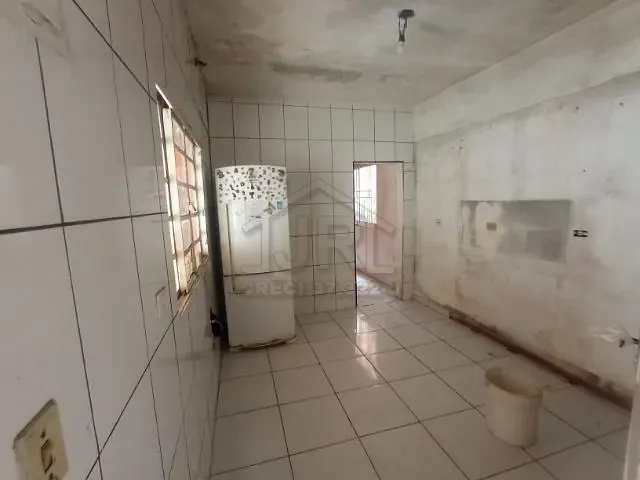 Casa 2 quartos e 1 banheiro, à venda, no bairro Jardim Zaira em Mauá