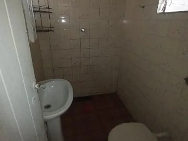Casa 2 quartos e 1 banheiro, à venda, no bairro Jardim Zaira em Mauá