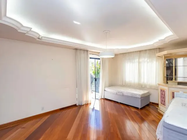 Casa com 434m² 3 quartos e 2 banheiros, à venda, no bairro Mossunguê em Curitiba