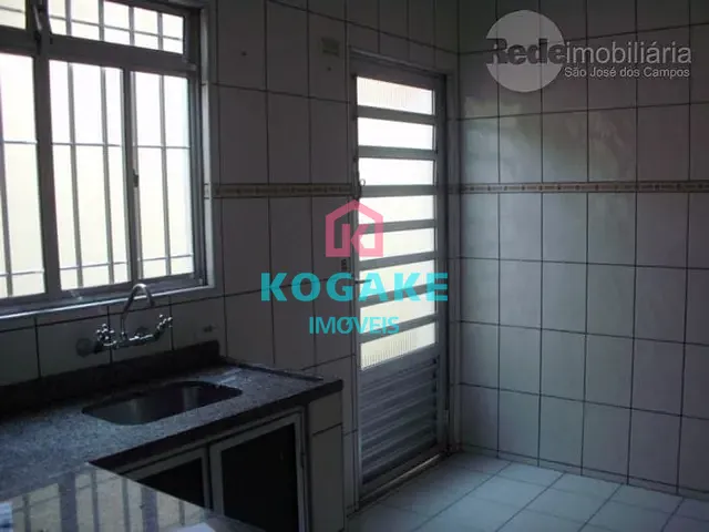 Casa com 125m² 2 quartos e 2 banheiros, para alugar, no bairro Jardim das Indústrias em São José dos Campos