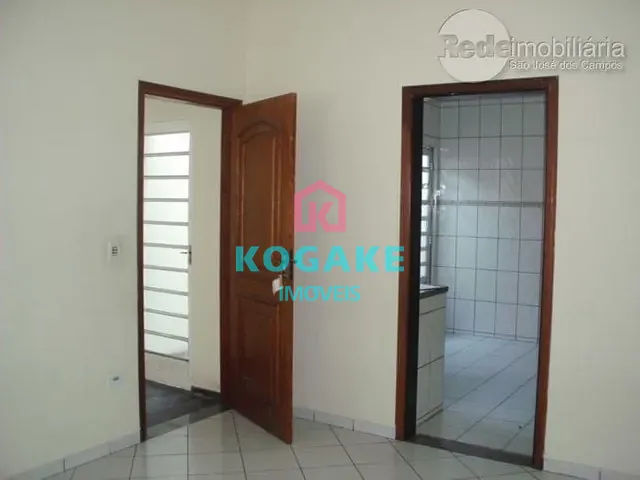 Casa com 125m² 2 quartos e 2 banheiros, para alugar, no bairro Jardim das Indústrias em São José dos Campos