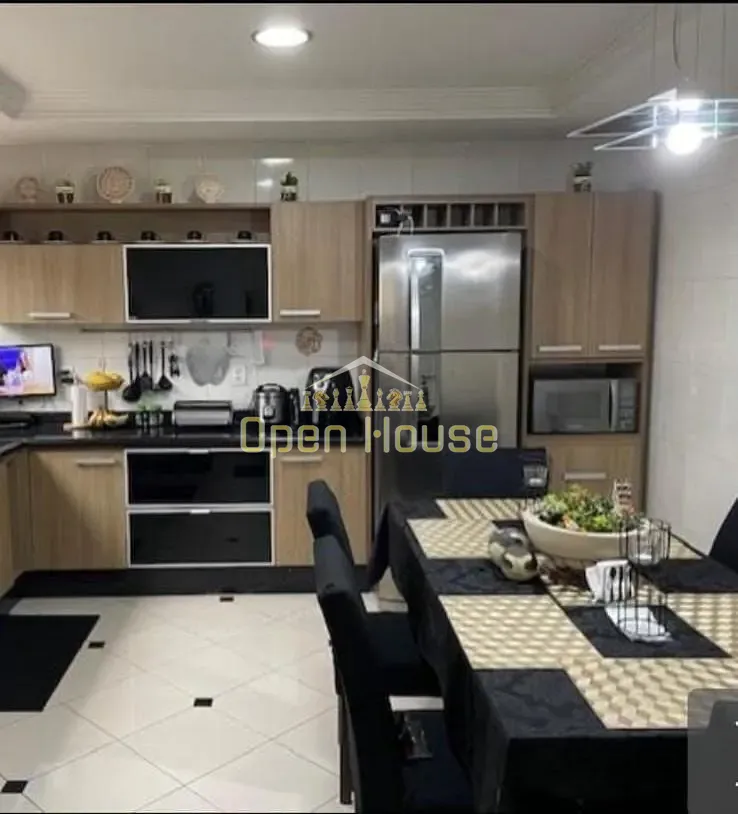 Casa, 3 quartos, 190 m² - Foto 1