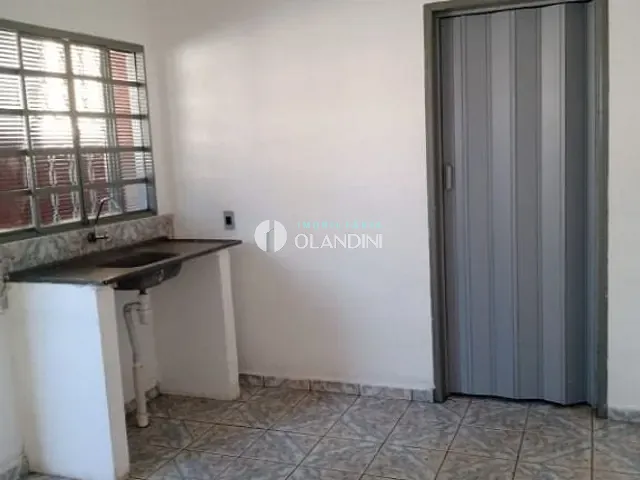 Casa com 100m² 1 quarto e 1 banheiro, para alugar, no bairro Jardim do Lago em Artur Nogueira