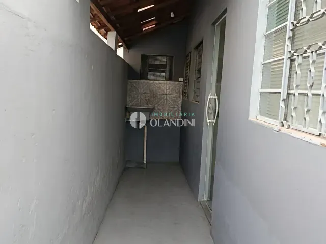 Casa com 100m² 1 quarto e 1 banheiro, para alugar, no bairro Jardim do Lago em Artur Nogueira