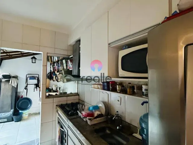 Casa 3 quartos e 2 banheiros, à venda, no bairro Parque Xangri-Lá em Contagem