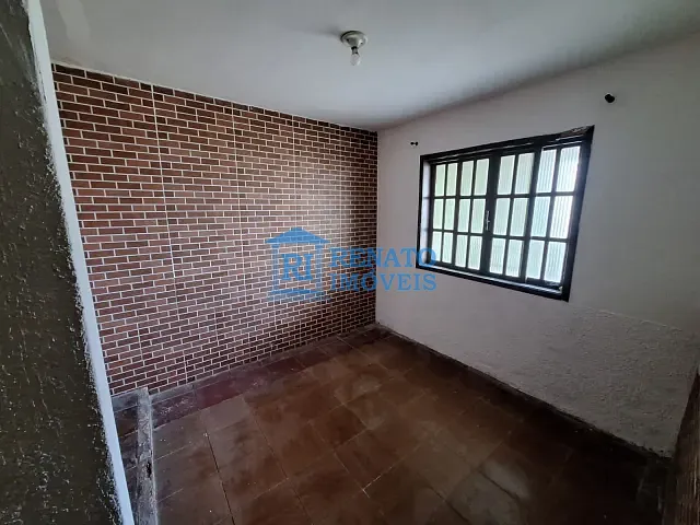 Casa 2 quartos e 1 banheiro, para alugar, no bairro Barra de Maricá em Maricá