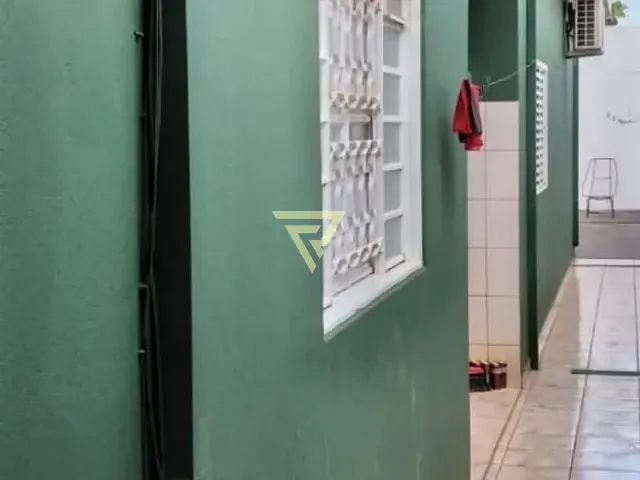 Casa com 150m² 2 quartos e 2 banheiros, à venda, no bairro Parque Ribeirão Preto em Ribeirão Preto