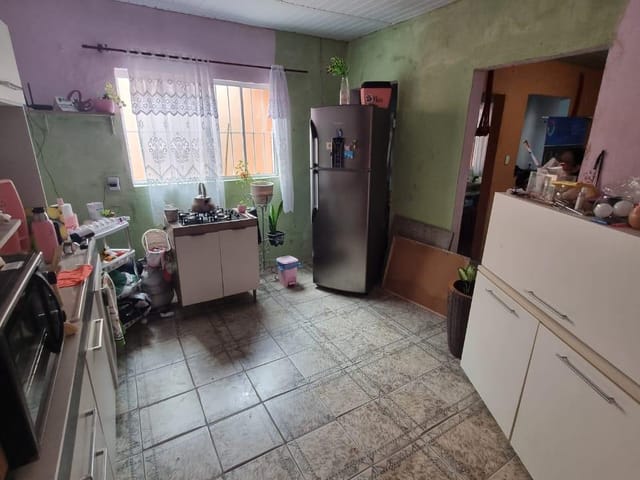 Casa com 136m² 5 quartos e 2 banheiros, à venda, no bairro Barragem em Pelotas