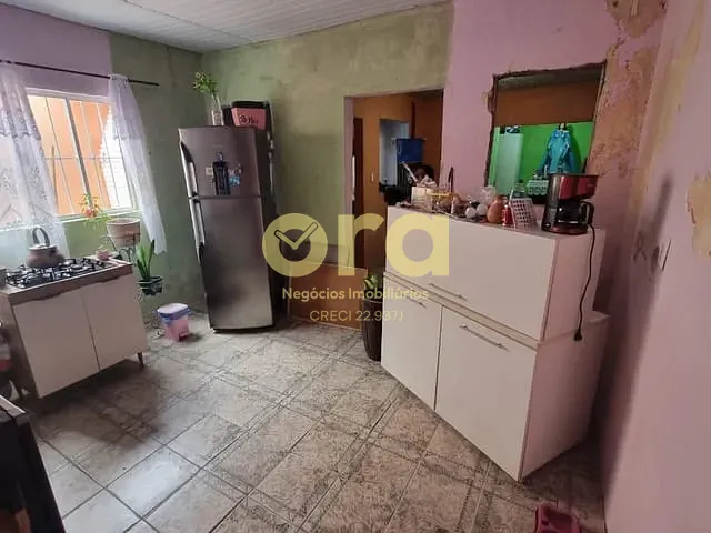 Casa com 136m² 5 quartos e 2 banheiros, à venda, no bairro Barragem em Pelotas