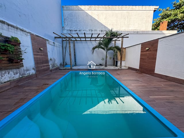 Casa 3 quartos e 4 banheiros, à venda, no bairro Jardim Atlântico Central (Itaipuaçu) em Maricá