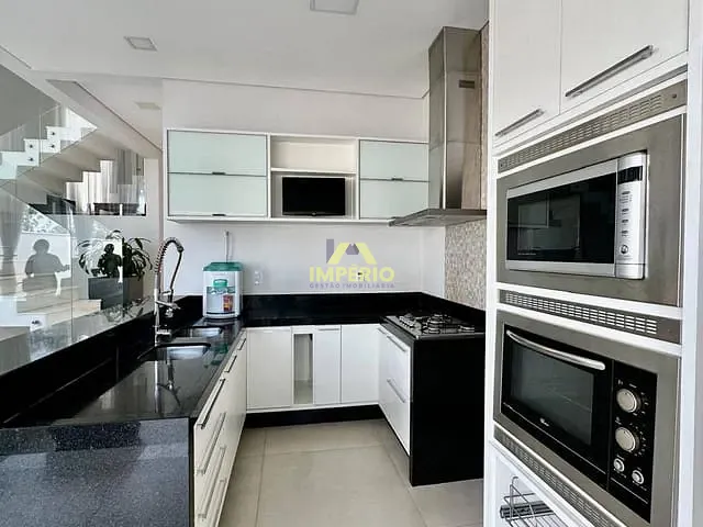 Casa com 300m² 3 quartos e 4 banheiros, à venda, no bairro Residencial Central Parque em Salto