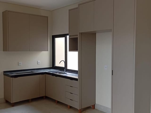 Casa com 165m² 3 quartos e 1 banheiro, à venda, no bairro Aquarela das Artes em Sinop