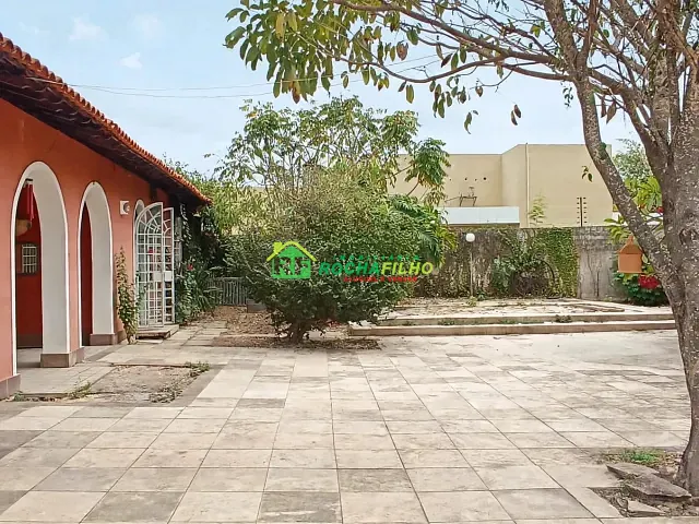 Casa com 1258m², para alugar, no bairro Fátima em Teresina