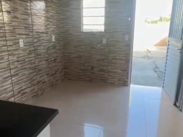 Casa com 130m² 1 quarto e 2 banheiros, à venda, no bairro Laranjal em Pelotas
