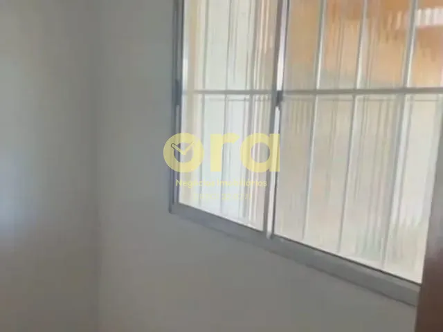 Casa com 130m² 1 quarto e 2 banheiros, à venda, no bairro Laranjal em Pelotas