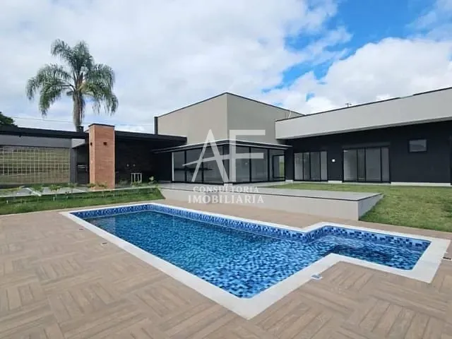 Casa com 2039m² 4 quartos e 4 banheiros, à venda, no bairro Chácara São Félix em Taubaté