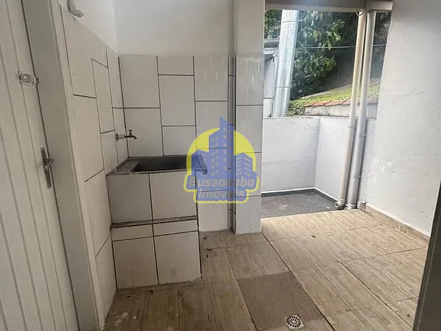Casa com 80m² 2 quartos e 1 banheiro, para alugar, no bairro Bela Vista em Osasco