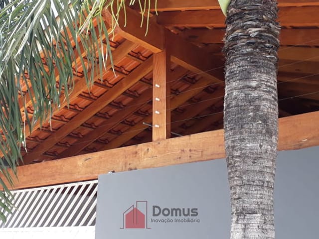 Casa com 200m², à venda, no bairro Loteamento Residencial e Comercial Vila São Paulo em Pindamonhangaba