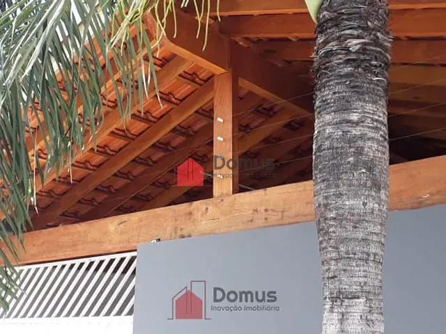 Casa com 200m², à venda, no bairro Loteamento Residencial e Comercial Vila São Paulo em Pindamonhangaba