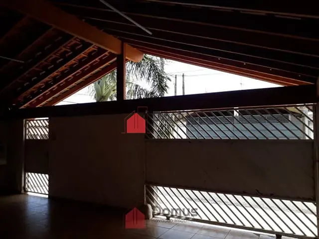 Casa com 200m², à venda, no bairro Loteamento Residencial e Comercial Vila São Paulo em Pindamonhangaba