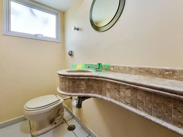 Casa com 250m² 3 quartos e 4 banheiros, à venda, no bairro Urbanova em São José dos Campos