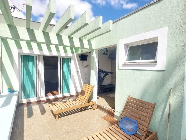 Casa com 335m² 4 quartos e 6 banheiros, à venda, no bairro Santa Felicidade em Curitiba