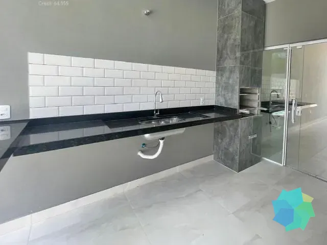 Casa 2 quartos e 2 banheiros, à venda, no bairro Recanto do Guarau em Salto
