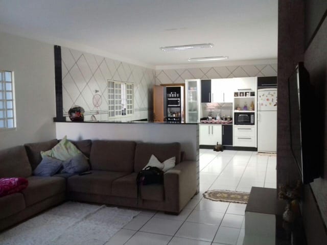 Casa com 209m² 3 quartos e 1 banheiro, à venda, no bairro Residencial Nossa Terra em Cambé