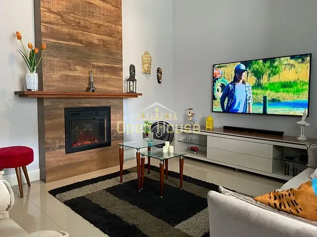 Casa com 360m² 3 quartos e 3 banheiros, à venda, no bairro Jardim Belvedere em Volta Redonda