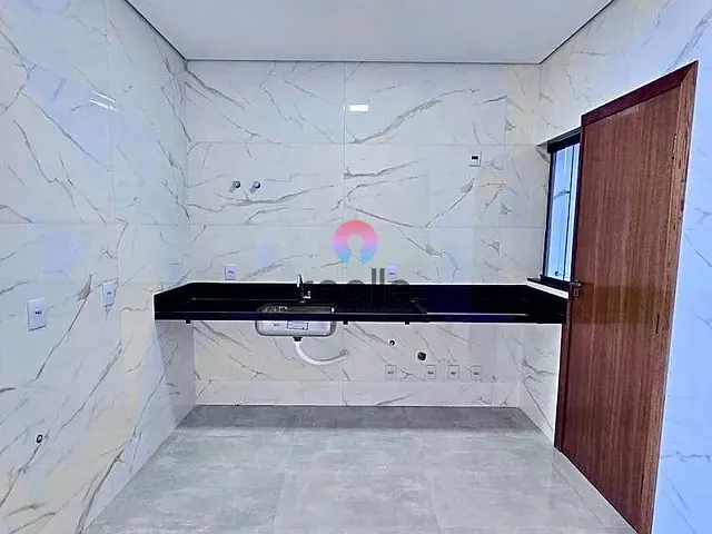 Casa com 110m² 3 quartos e 2 banheiros, à venda, no bairro Portal do Sol em Lagoa Santa