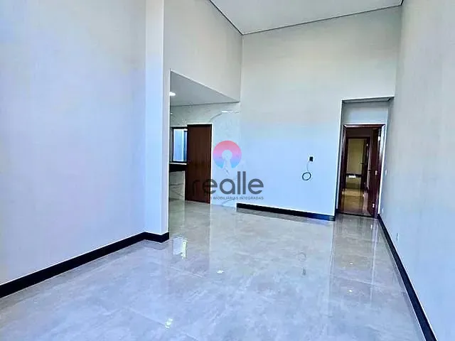 Casa com 110m² 3 quartos e 2 banheiros, à venda, no bairro Portal do Sol em Lagoa Santa