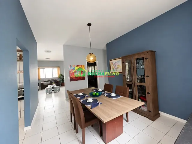 Casa com 540m² 3 quartos e 3 banheiros, à venda, no bairro Santa Isabel em Teresina