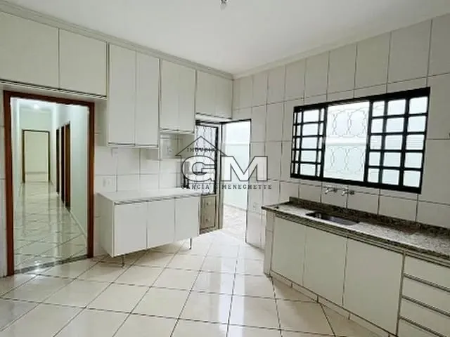 Casa com 150m² 3 quartos e 3 banheiros, à venda, no bairro Parque Ribeirão Preto em Ribeirão Preto