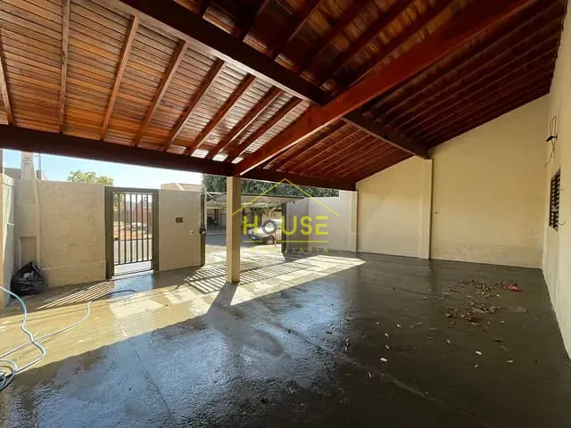 Casa com 300m² 3 quartos e 3 banheiros, à venda, no bairro Jardim Alvorada em Votuporanga