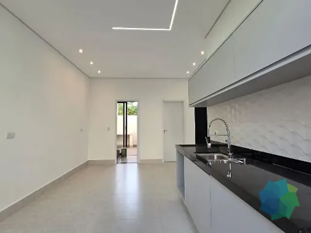 Casa com 175m² 3 quartos e 3 banheiros, à venda, no bairro Itapecerica em Salto