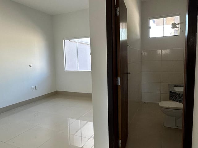 Casa com 190m² 2 quartos e 1 banheiro, à venda, no bairro Jardim Maria Vindilina III em Sinop
